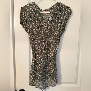 Floral Green Maternity Blouse Size Medium